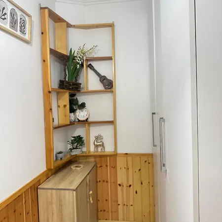 Bright Studio, Astir تيرانا